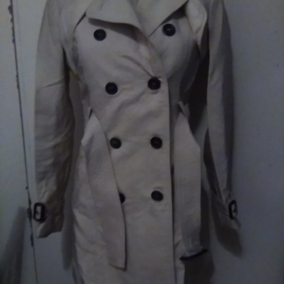 XS ZARA WOMEN BEIGE COAT (EXCELLENT CONDITION) - Picture 2 of 2